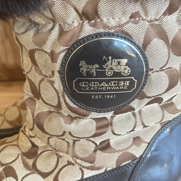 Pre-owned Coach Women Size 7B Joyous Signature Brown Fur Cuff Winter Boots - Picture 10 of 11